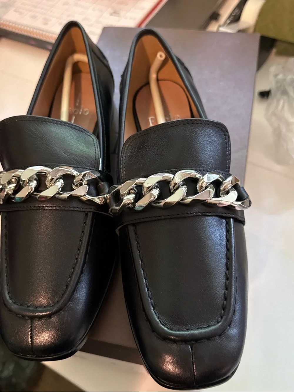 Linea Paolo Black Leather Loafers with Silver Chain size 8 NIB